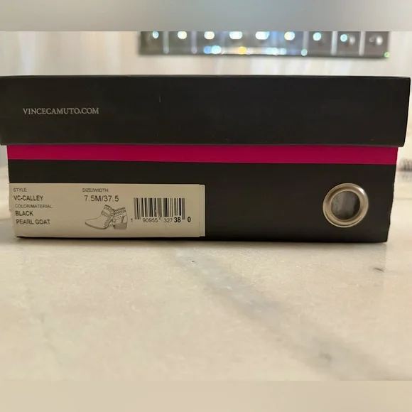 šNIB Vince Camuto Calley Black Leather Booties - Picture 12 of 12